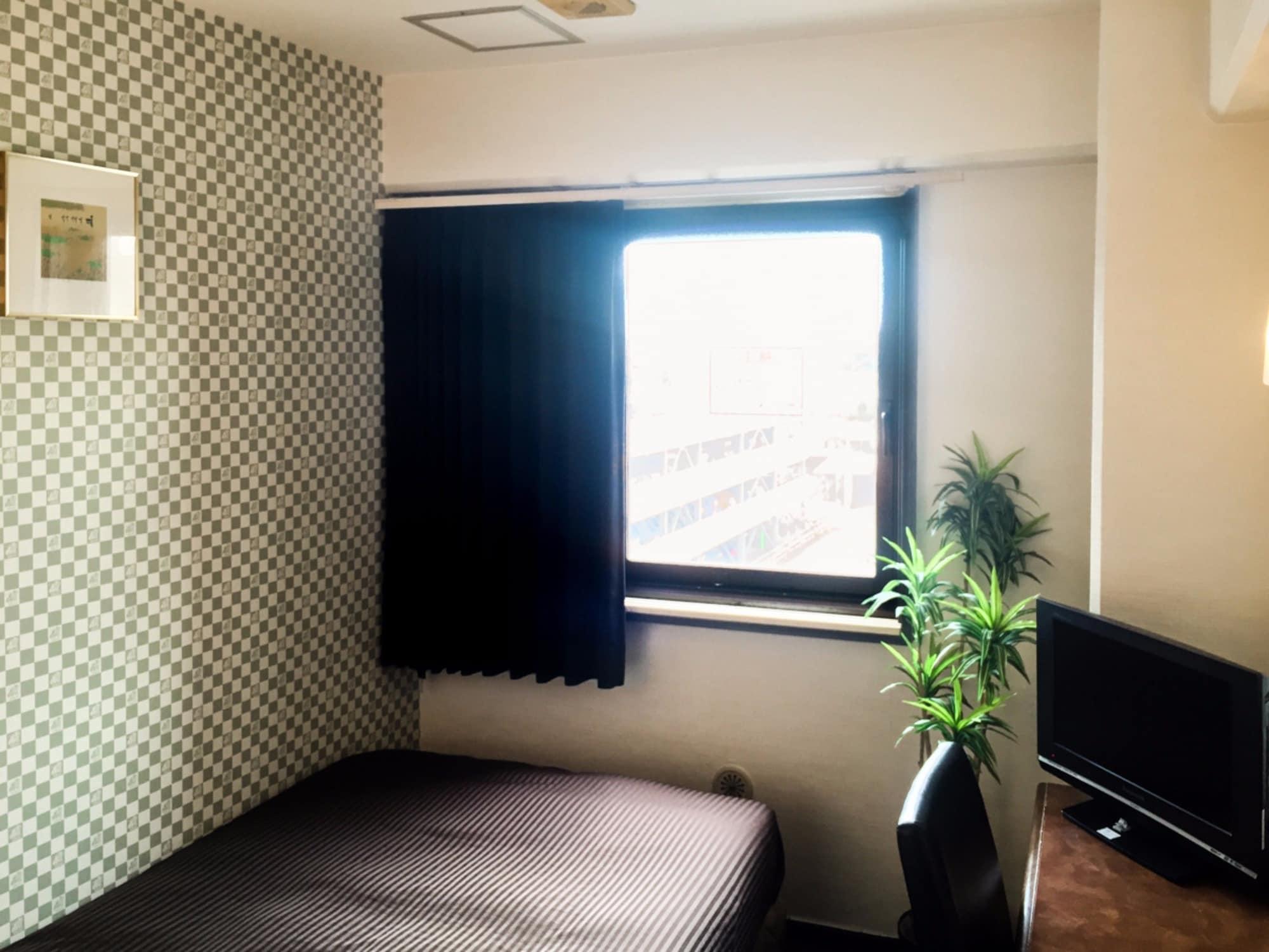 Hotel Livemax Budget Сагамихара Экстерьер фото