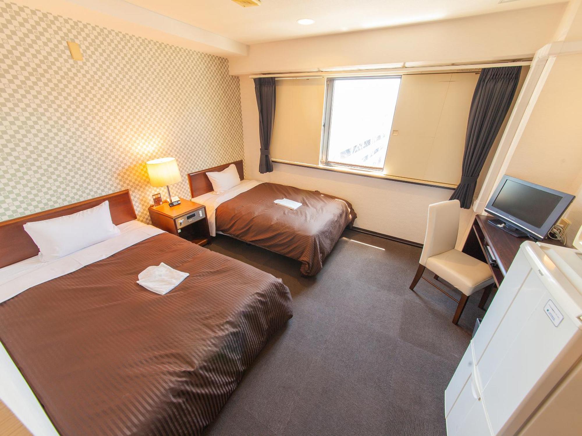 Hotel Livemax Budget Сагамихара Экстерьер фото